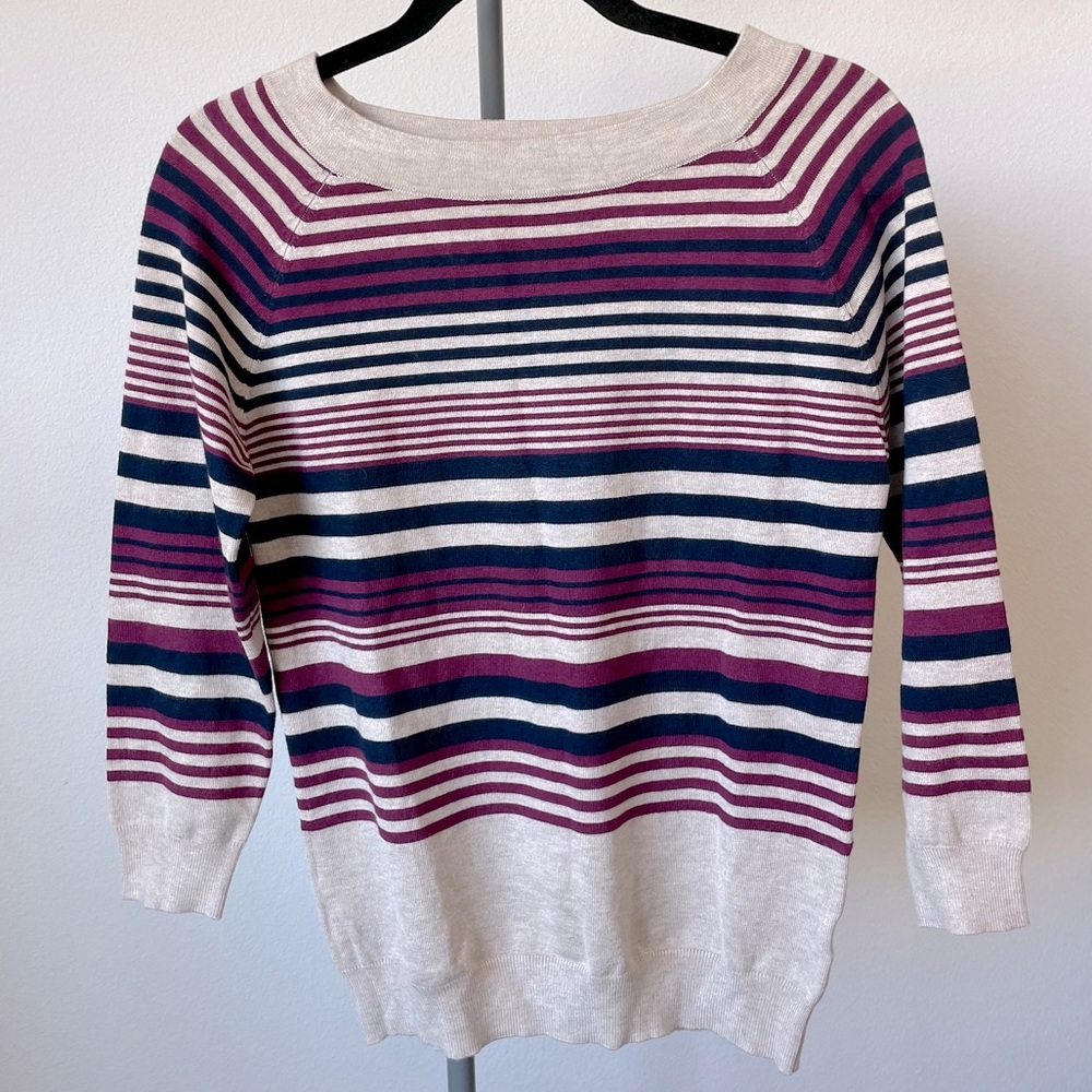Striped Knit Sweater with Bracelet Length Sleeves - M